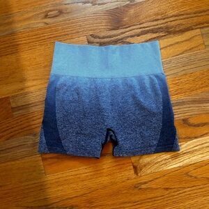 Women's Blue Gradient Seamless Shorts